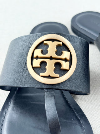 Tory Burch thong leather sandals with logo, 7.5