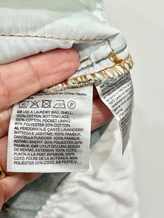 Divided eyelet denim mini skirt, 4