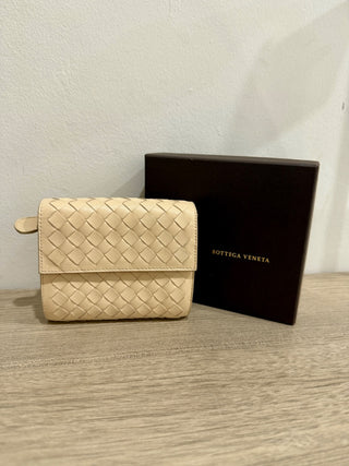 Bottega Veneta intreciatto medium leather wallet