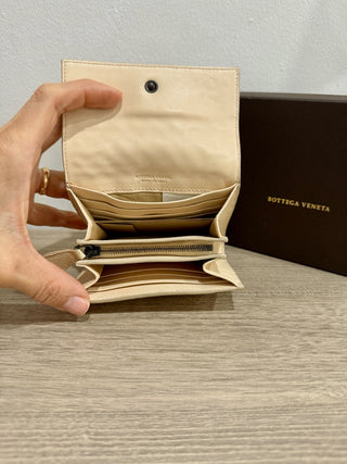 Bottega Veneta intreciatto medium leather wallet