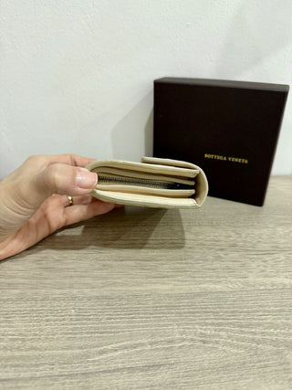 Bottega Veneta intreciatto medium leather wallet