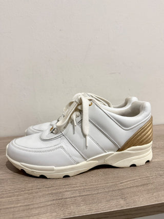 Chanel leather sneakers, 38
