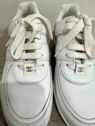 Chanel leather sneakers, 38