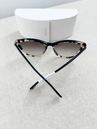 Prada SPR  01V - F sunglasses