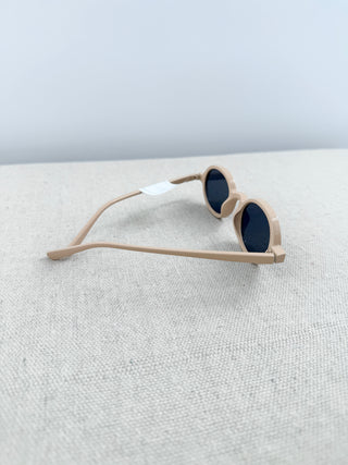 A.J. Morgan oval retro sunglasses featuring slim frame rounded oval silhouette with dark tinted lenses
