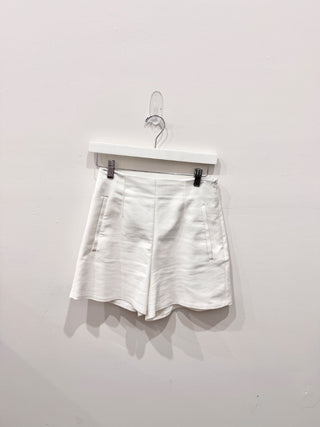 Zara High Waisted Flat Front Casual Trouser Shorts White Women's Size Small