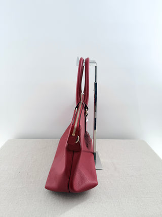 Gucci large leather bag with GG logo and strap