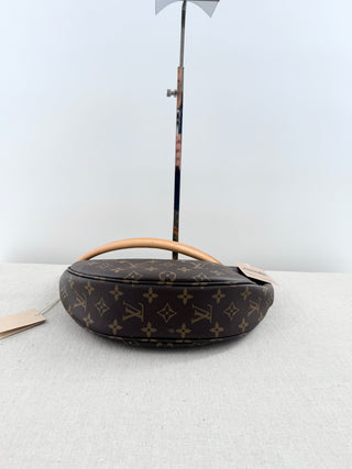 Louis Vuitton monogram looping bag nm