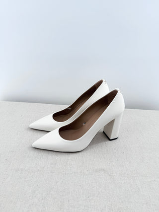 Hugo Boss block heel leather pumps, 38