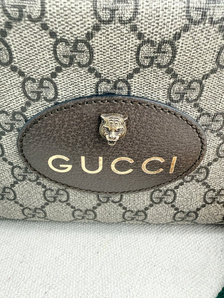 Gucci neo vintage G supreme canvas camera bag