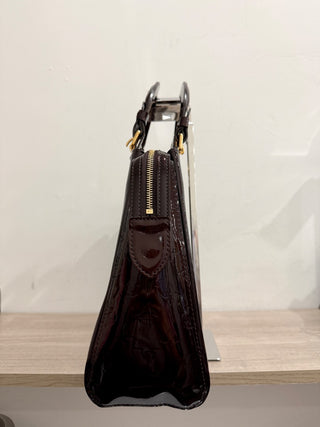 Louis Vuitton patent leather monogram print handbag in amarante