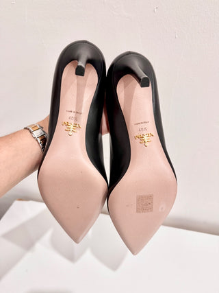 NEW Prada Leather Basic Pointed Toe Stiletto Pumps Heels Black Women's Size 40.5