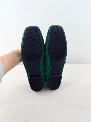 NWOT  Vivaia Margot Knit Square Toe Mary Jane Flats Forest Green Women's EU 41.5