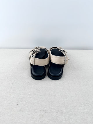 Freda Salvador Faye Leather Anatomical Flat Western Buckle Sandal Cream Black 10