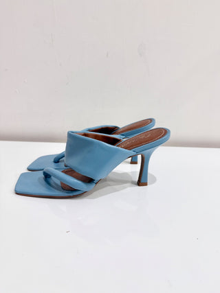 L'INTERVALLE Leather Thong Square Toe Stiletto Heels Jet Blue Women's Size US 9