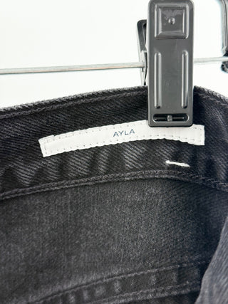 Citizens of Humanity denim jeans featuring high-rise waist and relaxed wide leg, 28
