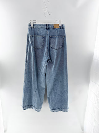 Paige wide leg jeans, 28