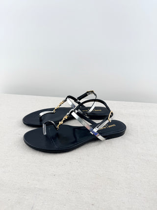 Saint Laurent cassandra patent leather with YSL logo thong sandals, 36.5