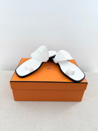 Hermes hera leather thong sandals, 40.5