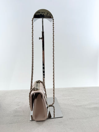 Chanel trendy CC clutch bag with chain