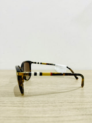 Burberry B 4216 sunglasses with check detail