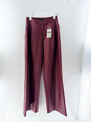 Parentezi faux leather pleated pants, XS