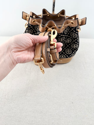 Tory Burch T Monogram Chevile Bucket Bag w/ Detachable Strap Cream/Rolled Brass