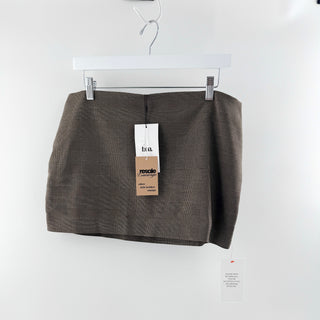 NWT BOA Mid Rise Clean Cut Micro Skirt Carob Brown Check Women's Size Large
