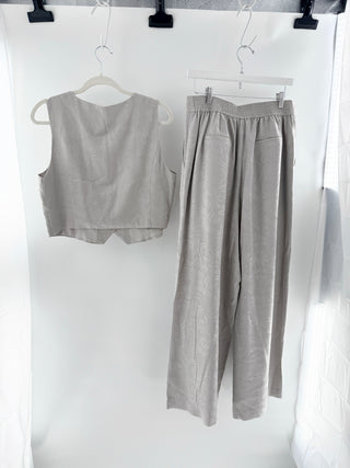 House Of Harlow Tropical Print Satin Vest & Wide Leg Pants Set Gray Womens Large