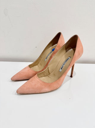 Manolo Blahnik Suede BB Pointed Toe Stiletto Pumps Heels Peach Women's Size 40