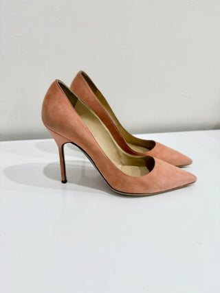Manolo Blahnik Suede BB Pointed Toe Stiletto Pumps Heels Peach Women's Size 40
