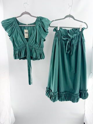 Free People two-piece cotton set featuring bring the bubble top, designed with dramatic ruffled cap sleeves, V-neckline, paired with matching favorite part midi skirt, top M / bottom XS
