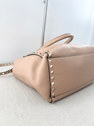 NWOT Valentino Pebble Leather Rock Stud Medium Tote Handbag with Long Strap Nude