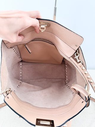 NWOT Valentino Pebble Leather Rock Stud Medium Tote Handbag with Long Strap Nude