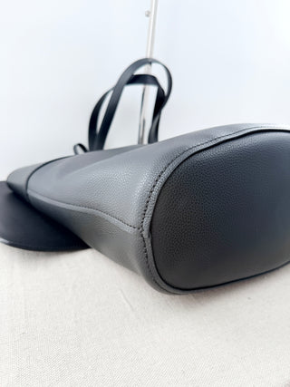 NWT Chloe Aby 100% Cow Leather Large Tote Handbag Black