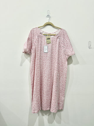 Plume 100% Cotton Heart Print Hospital Gown White and Pink Women's One Size