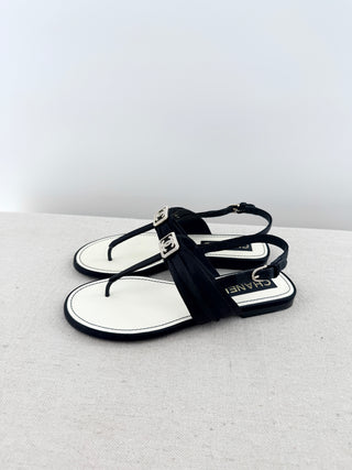 Chanel suede thong sandals, 37