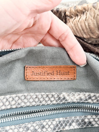 Justified Hunt snakeskin bag, None