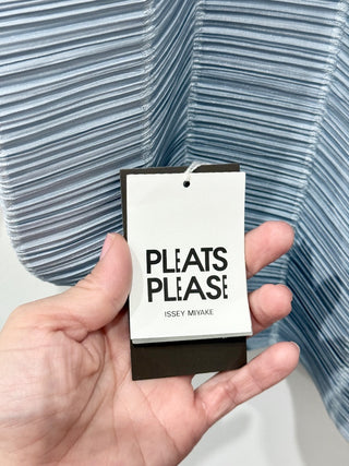 NWT Issey Miyake Plisse Pleats Please 3/4 Sleeve Blouse Top Light Blue Women's M