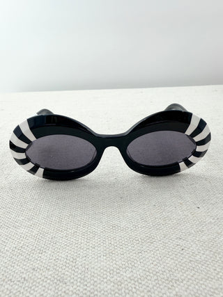 Loewe LW 40091 sunglasses