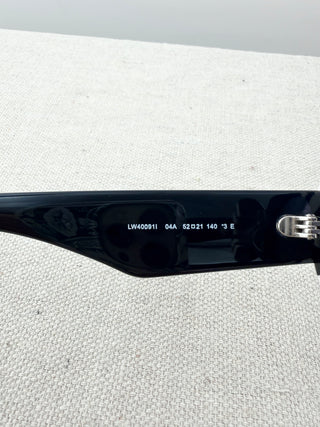 Loewe LW 40091 sunglasses