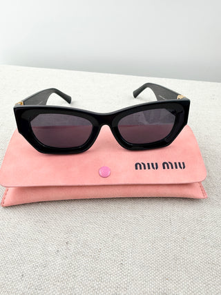 Miu Mu SMU 09 VS sunglasses