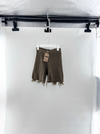 Ruve knit shorts, one size