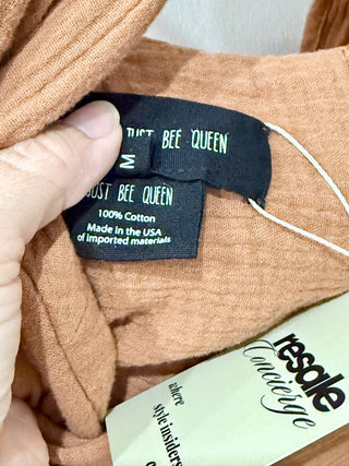 Just Bee queen brown gauze cotton wrap top, M