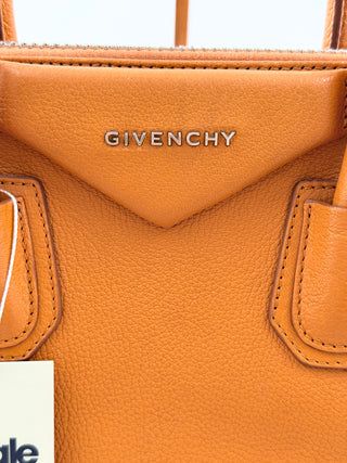 Givenchy small leather antigona bag