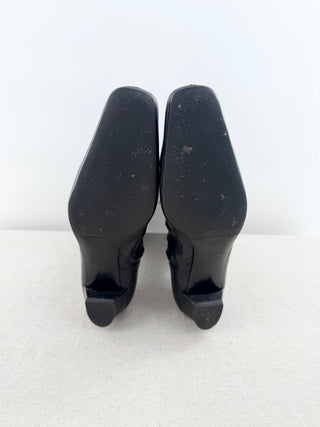Gucci mid calf leather boots with buckle, black
