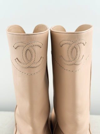 Chanel calf skin ascot bots with CC logo, 41