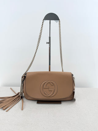 Gucci interlocking soho medium leather bag withn chain strap