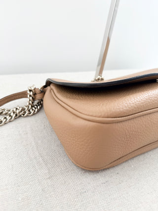 Gucci interlocking soho medium leather bag withn chain strap