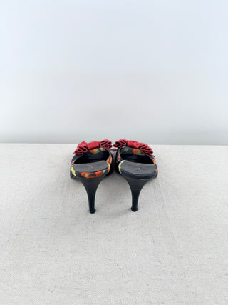 Casadei Peep toe pump, with red leather bow and satin fabric, 8